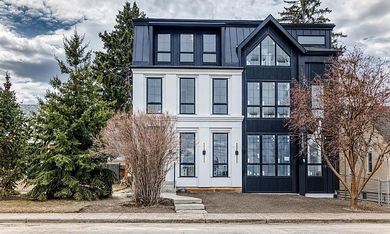 Renfrew -Brand New, ...