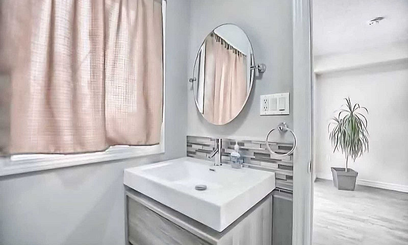 1 Bedroom 1 Bathroom...