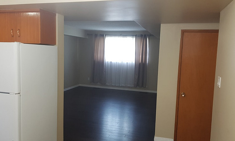 2 Bedroom Basement S...