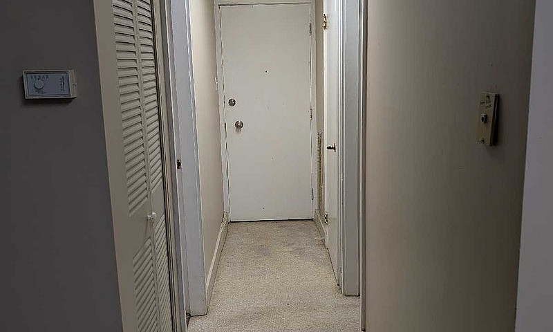 1 Bed Apartment For ...