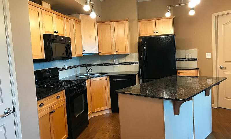 Fairway Estates Cond...