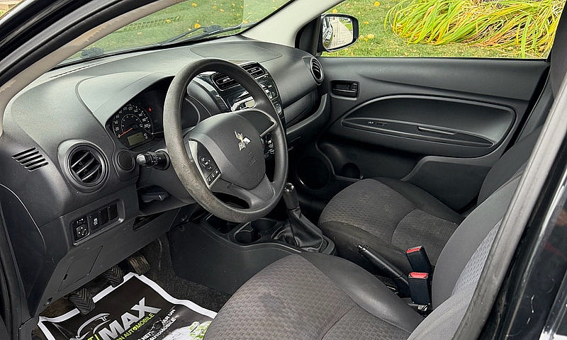 Mitsubishi Mirage 20...