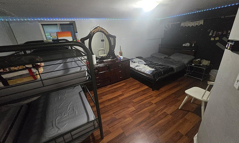 3 Bedroom Besmant Ap...