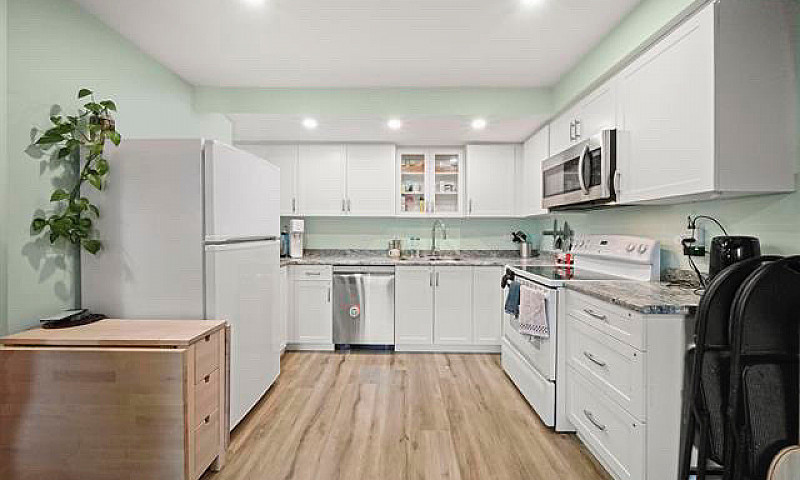 Walnut Grove 2 Bed, ...