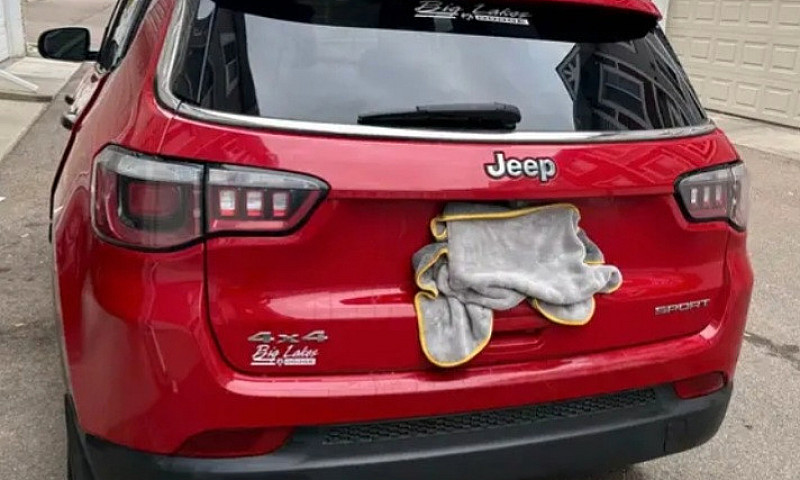 2019 Jeep Compass...