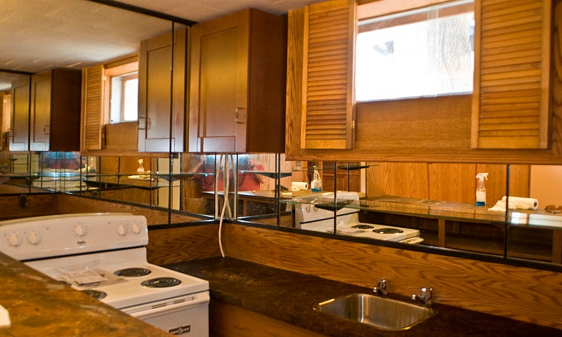 2 Bdrm Suite - 4 Blo...