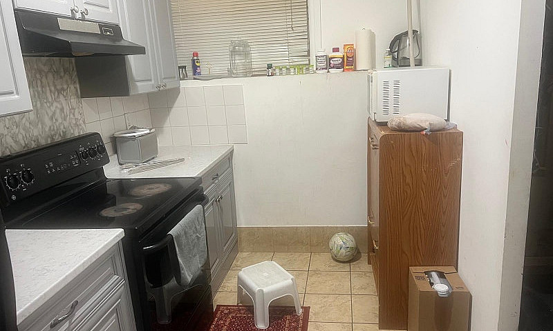 2 Beds 1 Bath - Base...