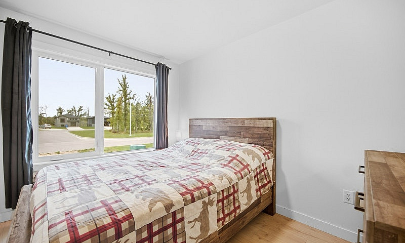 2 Beds 1 Bath...