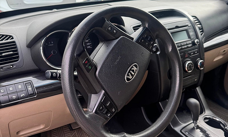 2012 Kia Sorento – 1...