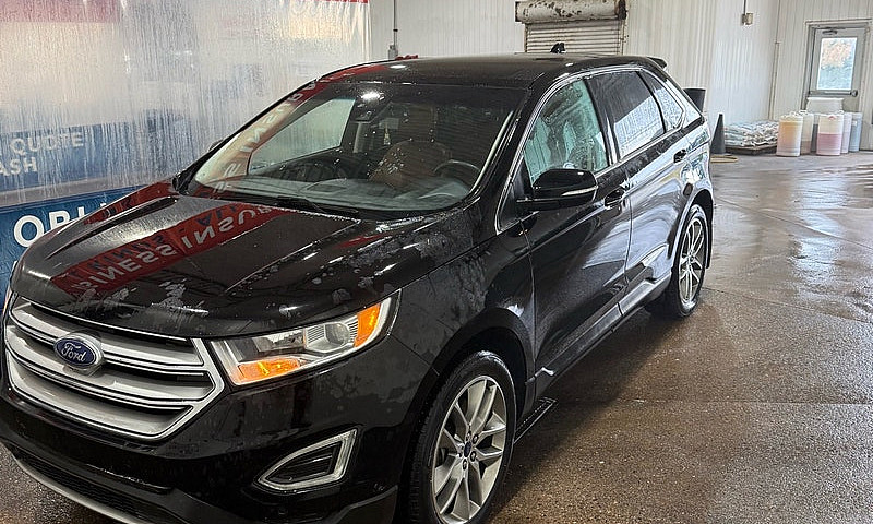 2016 Ford Edge Titan...