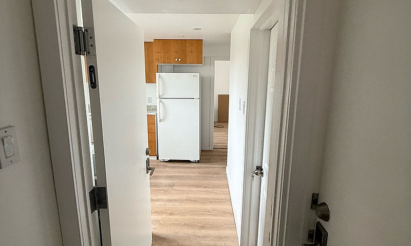 Legal 2Br Basement |...
