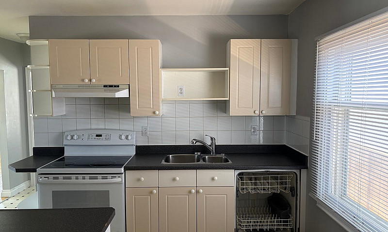Super 3-Bedroom Suit...
