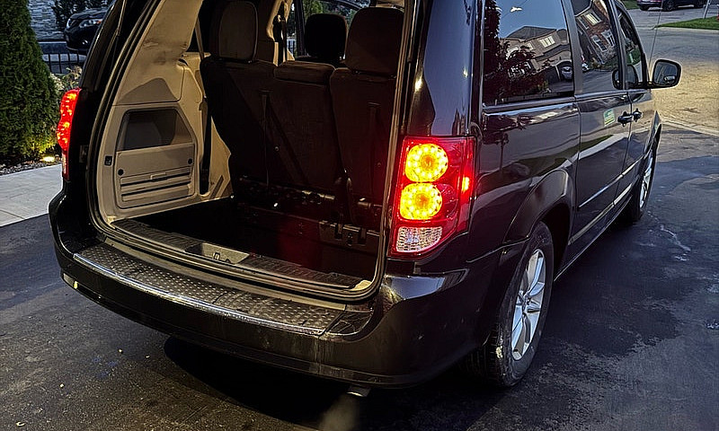 2015 Dodge Caravan...