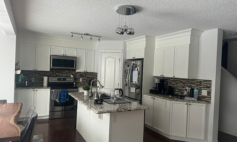 2000+ Sq. Ft. Spacio...