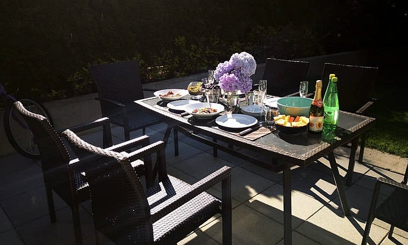 -Ubc Townhouse For R...