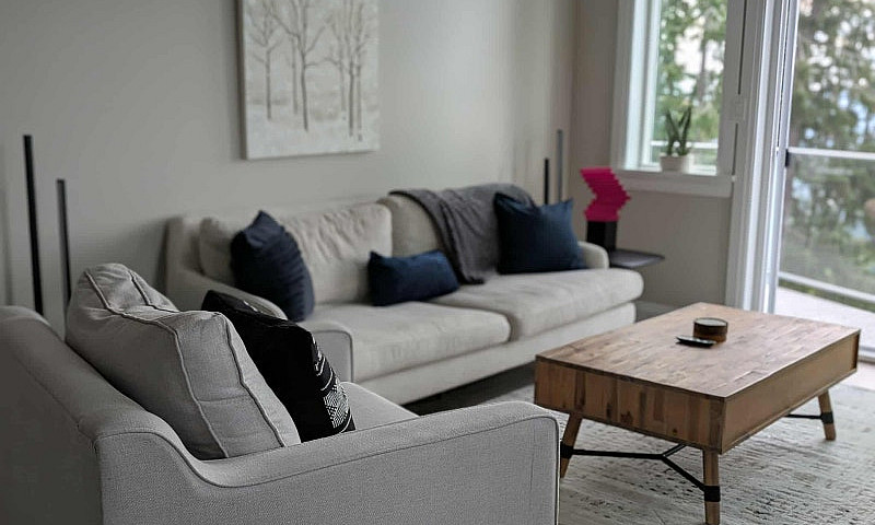 2 Bed 2 Bath Townhou...