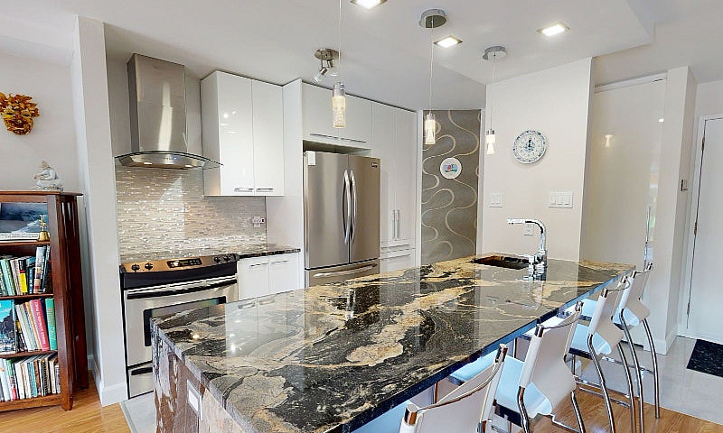 Magnifique Condo Ent...