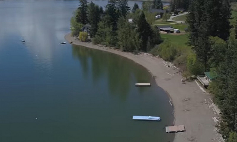 Shuswap Waterfront B...