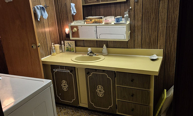 Mobile Home/Cottage ...