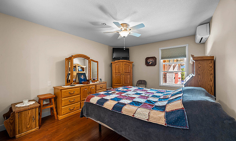 2 Bedroom, 2 Bathroo...