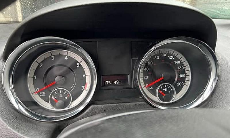 2013 Dodge Grand Car...