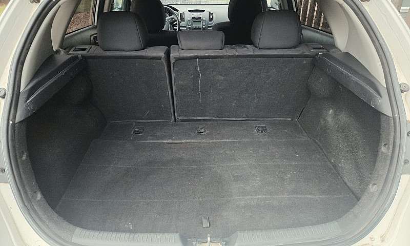 2012 Kia Forte5...