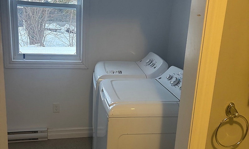 2 Bedroom New Unit 3...