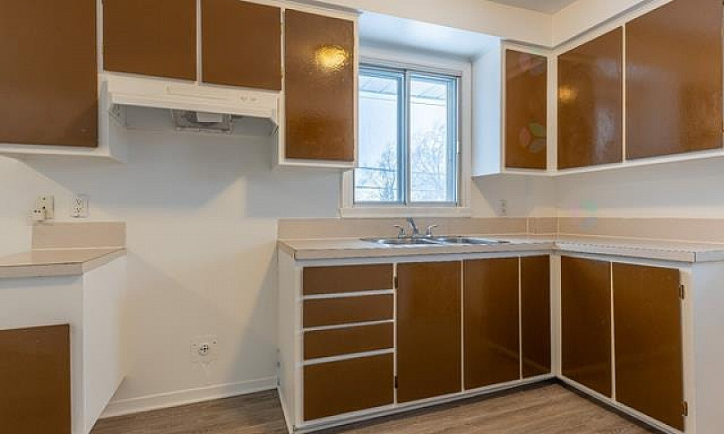 5 1/2 Appartement À ...