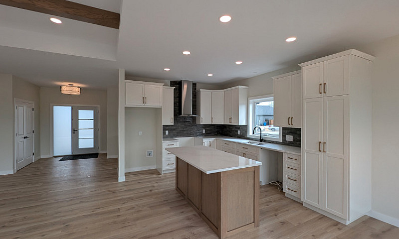 Beautiful 3-Bedroom ...