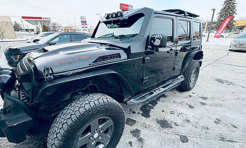 Jeep Wrangler Unlimi...