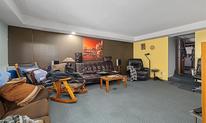 Single Bedroom Basem...
