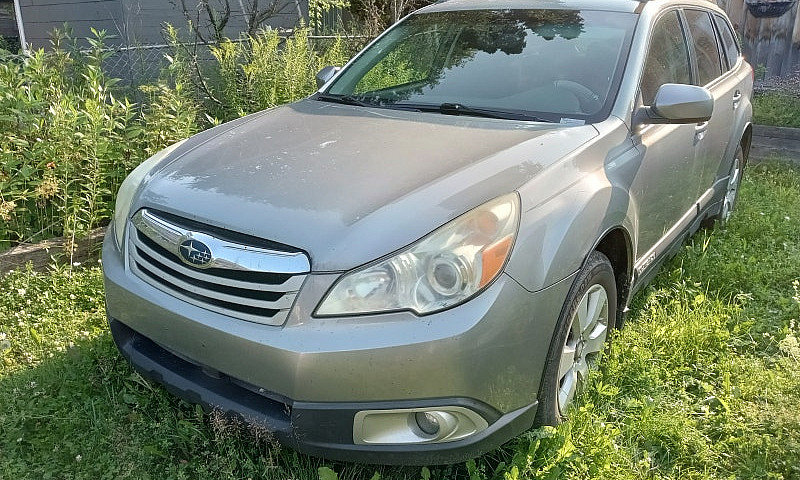 2011 Subaru Outback ...