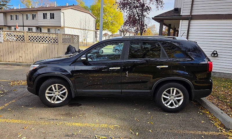 Kia Sorento Lx Fwd...