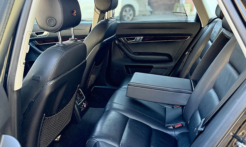 Audi A6 Quatro...