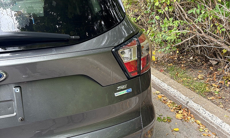 Ford Escape ...