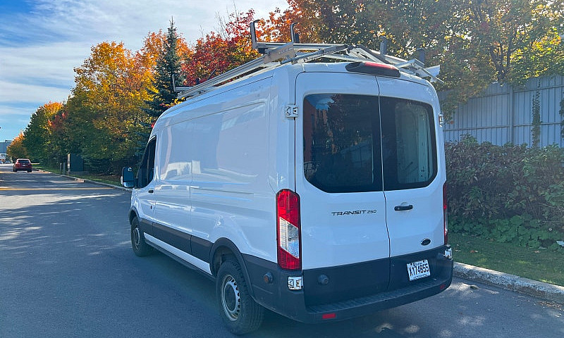 2018 Ford Transit T2...