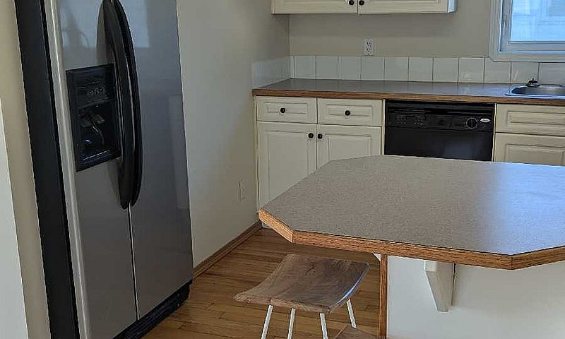 5 Bdr 2 Bath House F...