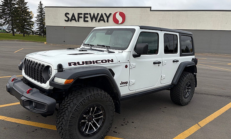 2024 Jeep Wrangler U...