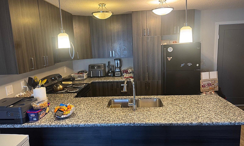 2Bed 2Bath Apt For R...
