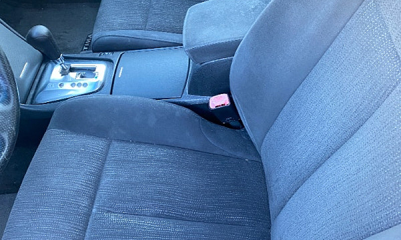 2010 Nissan Altima 2...