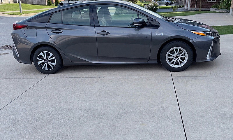 2019 Toyota Prius Pr...