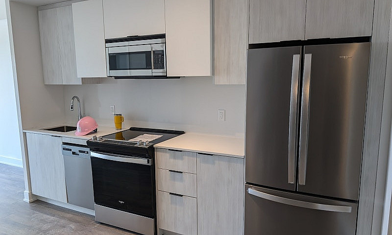 New 2Bed, 2Bath Cond...