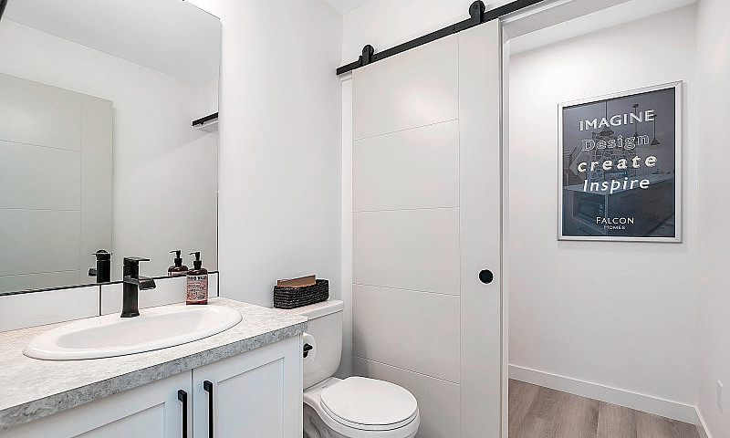 Brand-New Townhouse ...