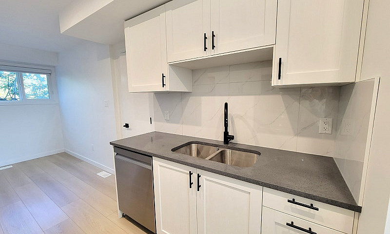 Luxury 2 Bedroom Tow...