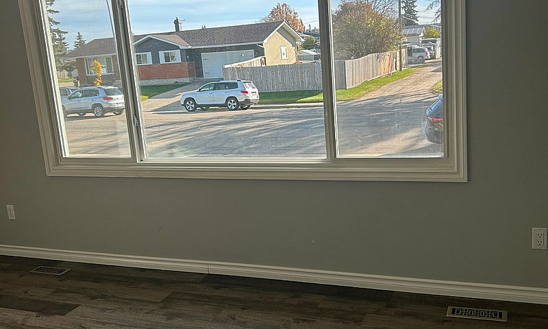 3 Bedroom Plus Den 2...
