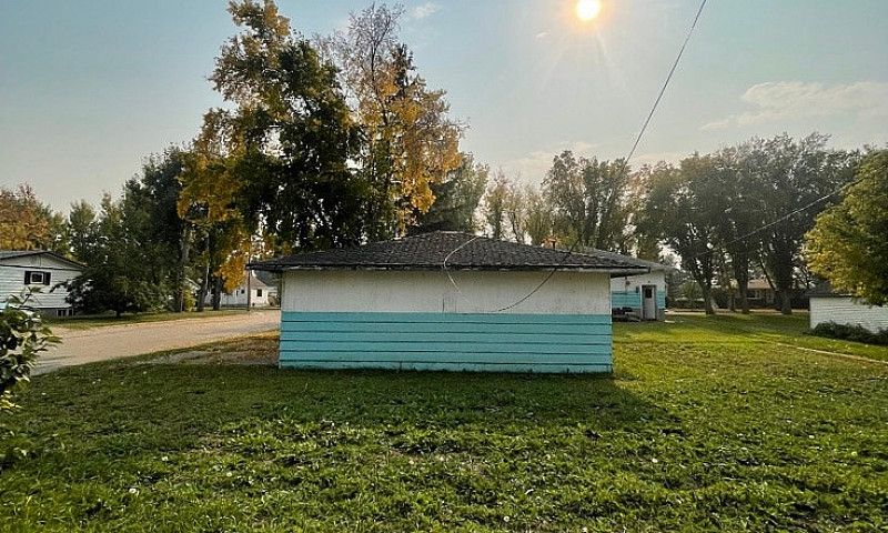 4 Bed 1 Bath House I...