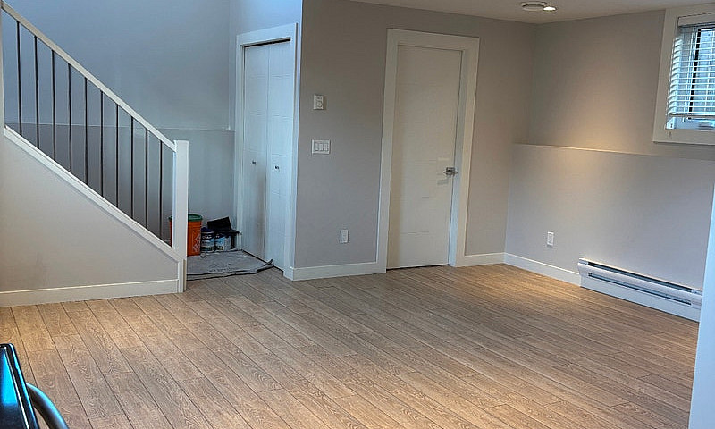 2 Bedroom Basement S...