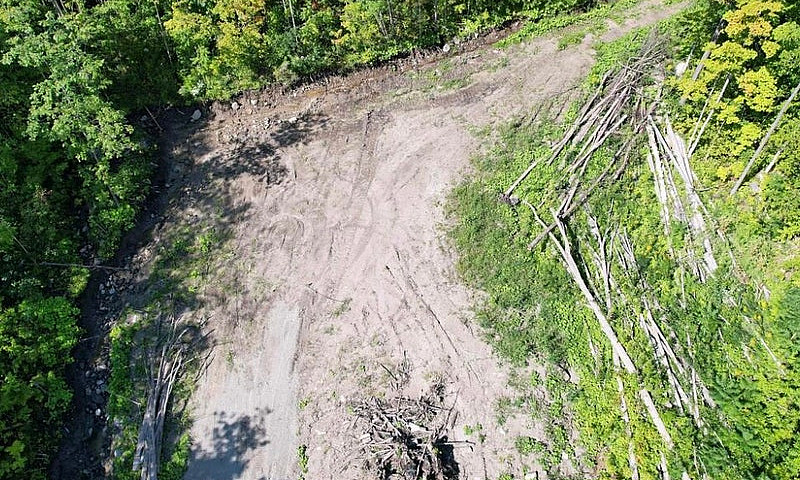 1.6 Acre Building Lo...