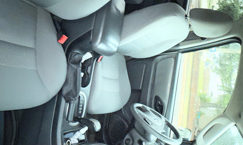 2005 Ford Escape...