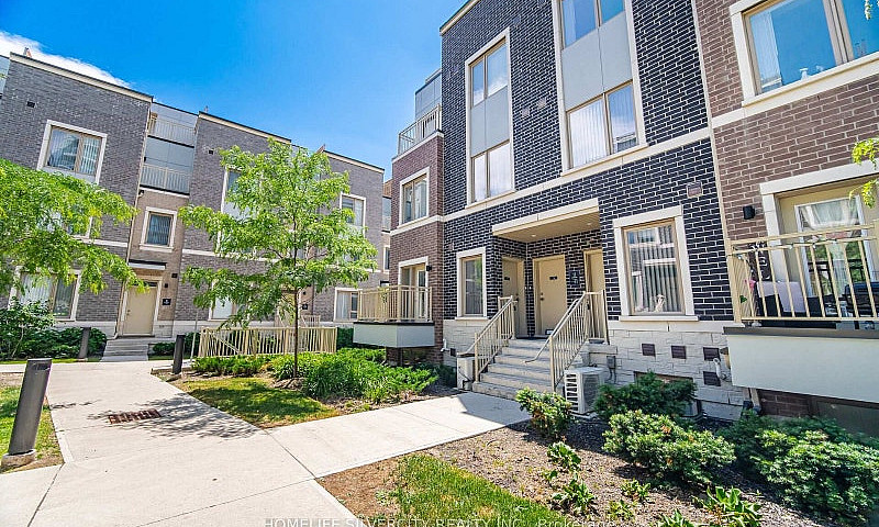 Vaughan End Unit Hom...